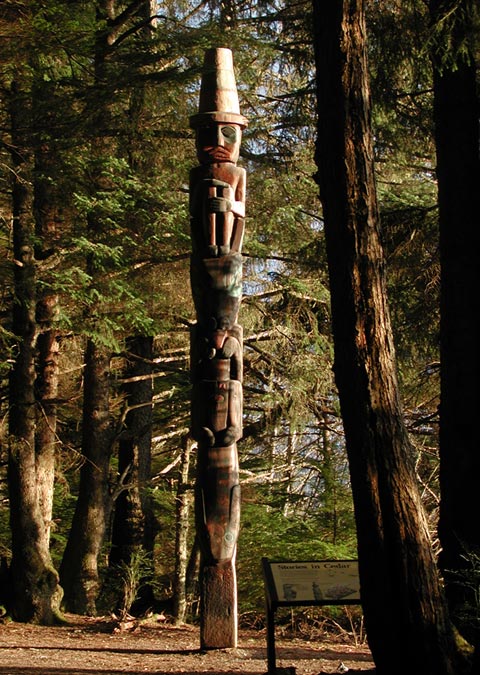 Totem Pole  (104612 bytes)