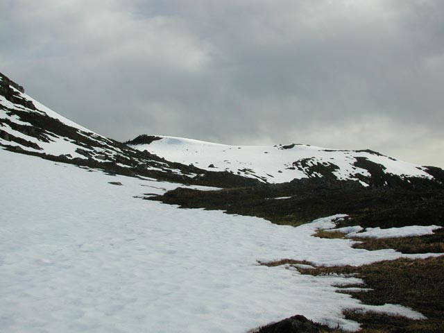 Clouds Over Gavan Ridge (36298 bytes)