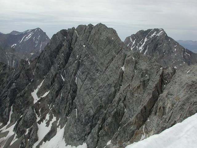 Rugged Ridge (86274 bytes)